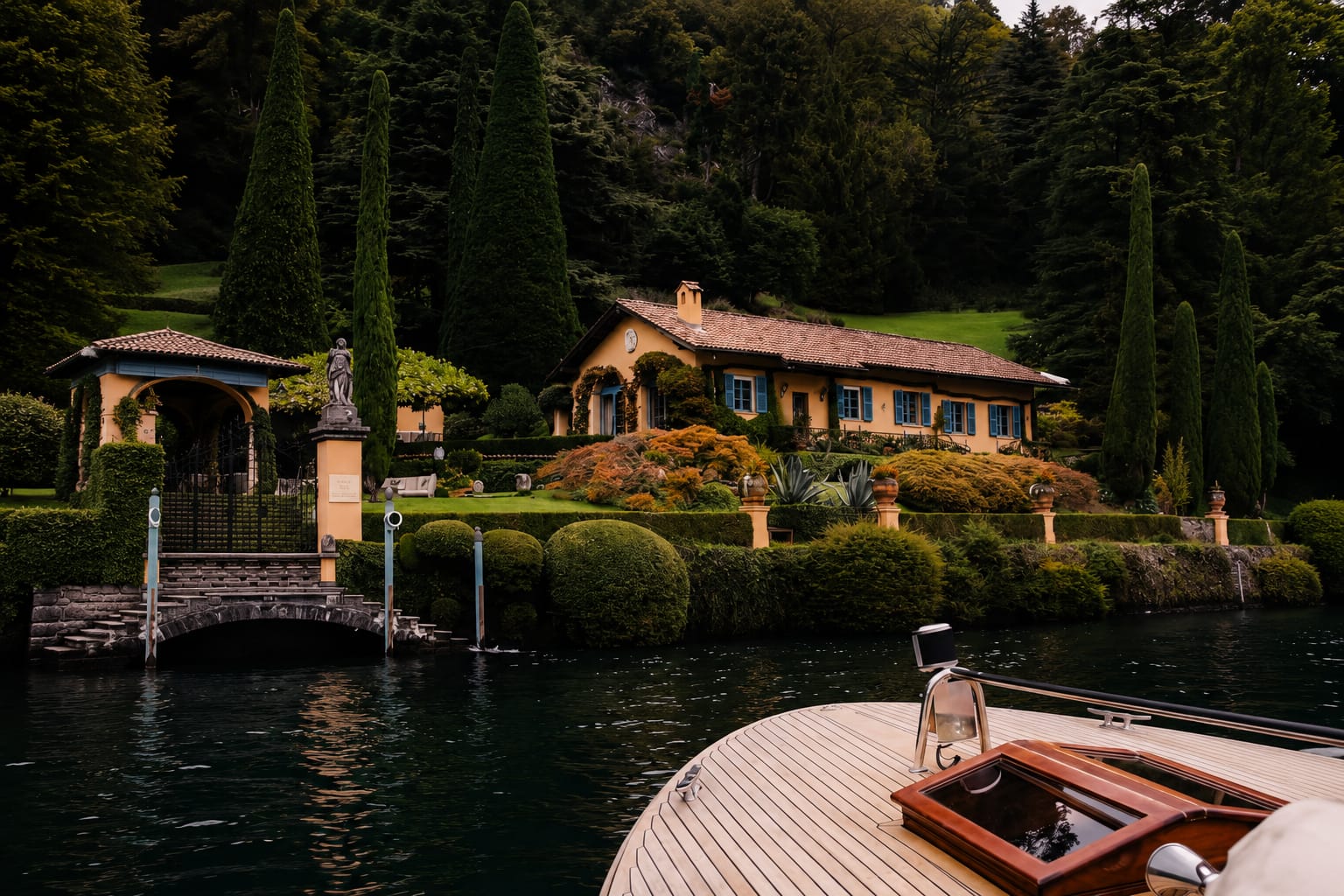 Ville Lusso - Essenza Lago di Como / Porro 1893